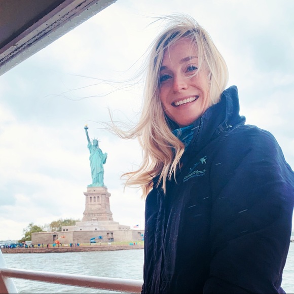 Meet your Posher, Shannon - Picture 2 of 4